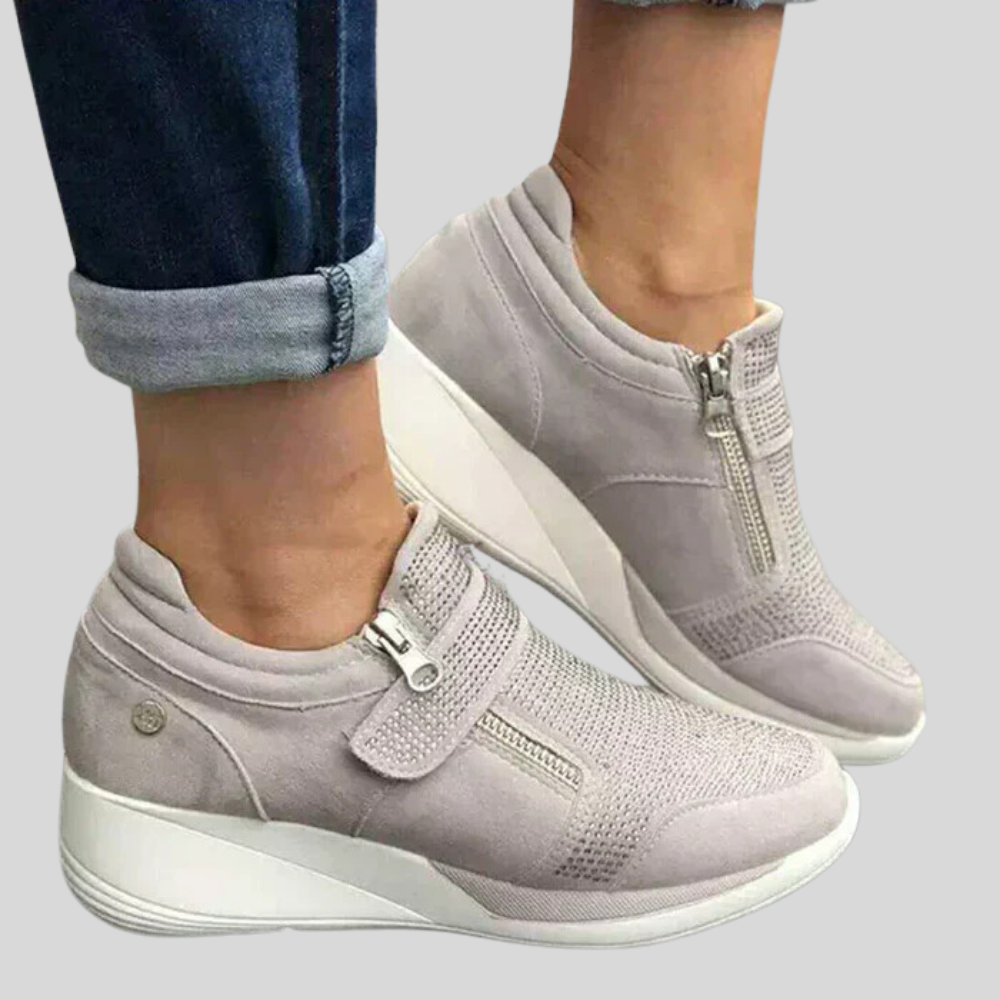 Chloe - Stylish Women's Sneakers Featuring Convenient Zip Closure