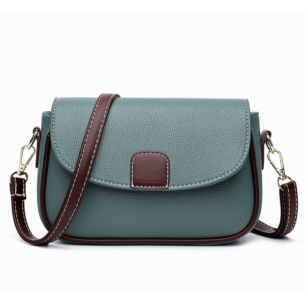 Chic LuxeCarry - Stylish Leather Crossbody Bag for Any Occasion