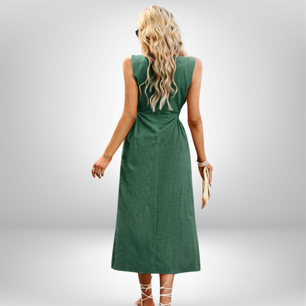 Auli - Elegant Sleeveless Maxi Dress with Stylish Front Slit and Chic Solid Print