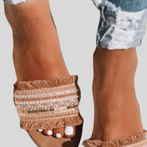 Vidya - Chic and Trendy Slippers for Ultimate Comfort