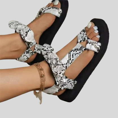 Stylish Leopard Print Flat Summer Sandals with Charming Bow