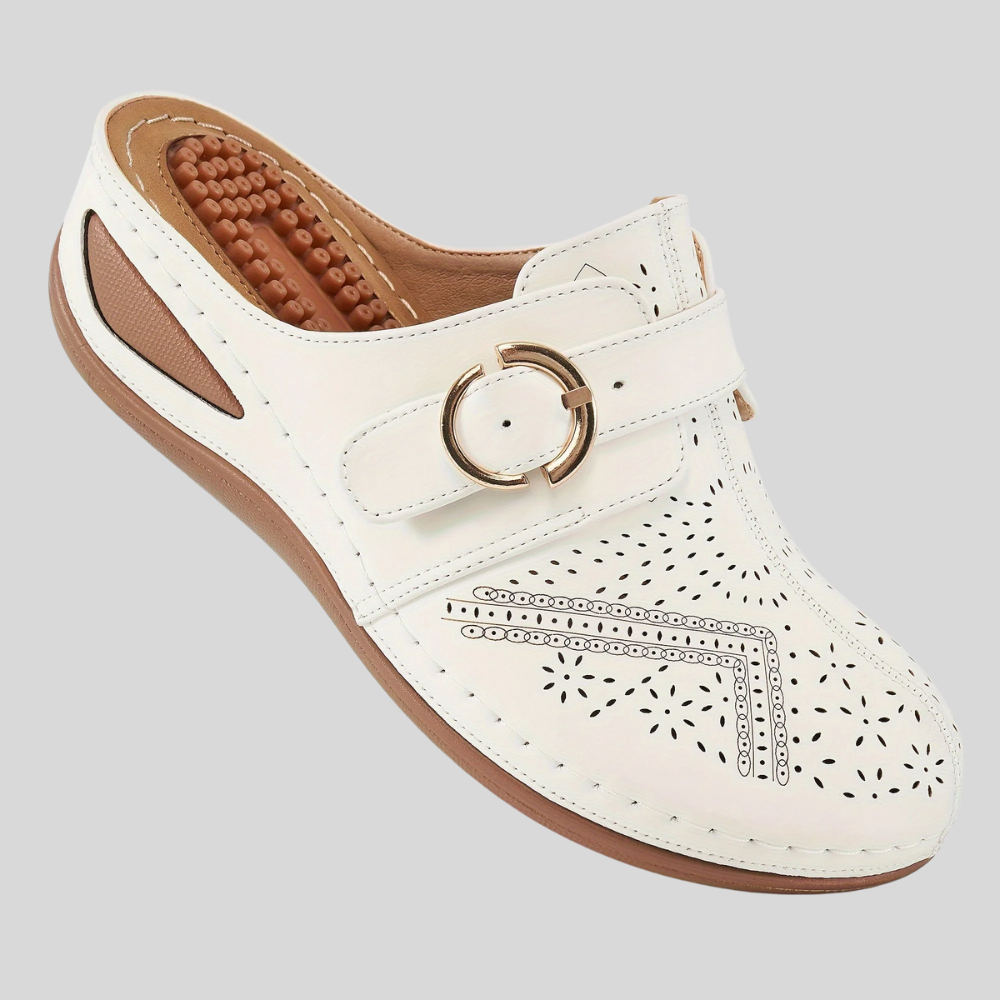 Annabel - Stylish and Comfortable Closed-Toe Sporty Sandals with Chic Buckle Straps