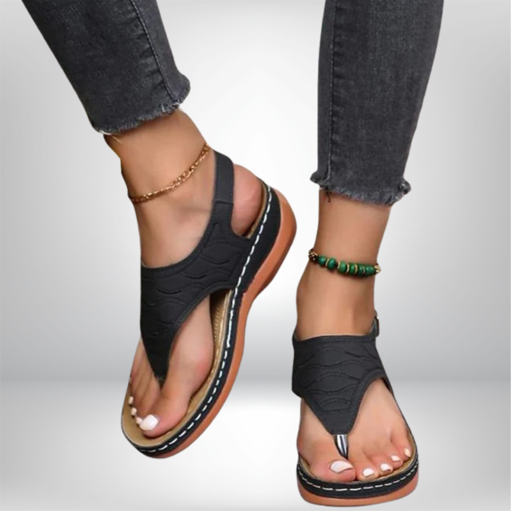 Esra - Cozy and Stylish Beach Flip Flops