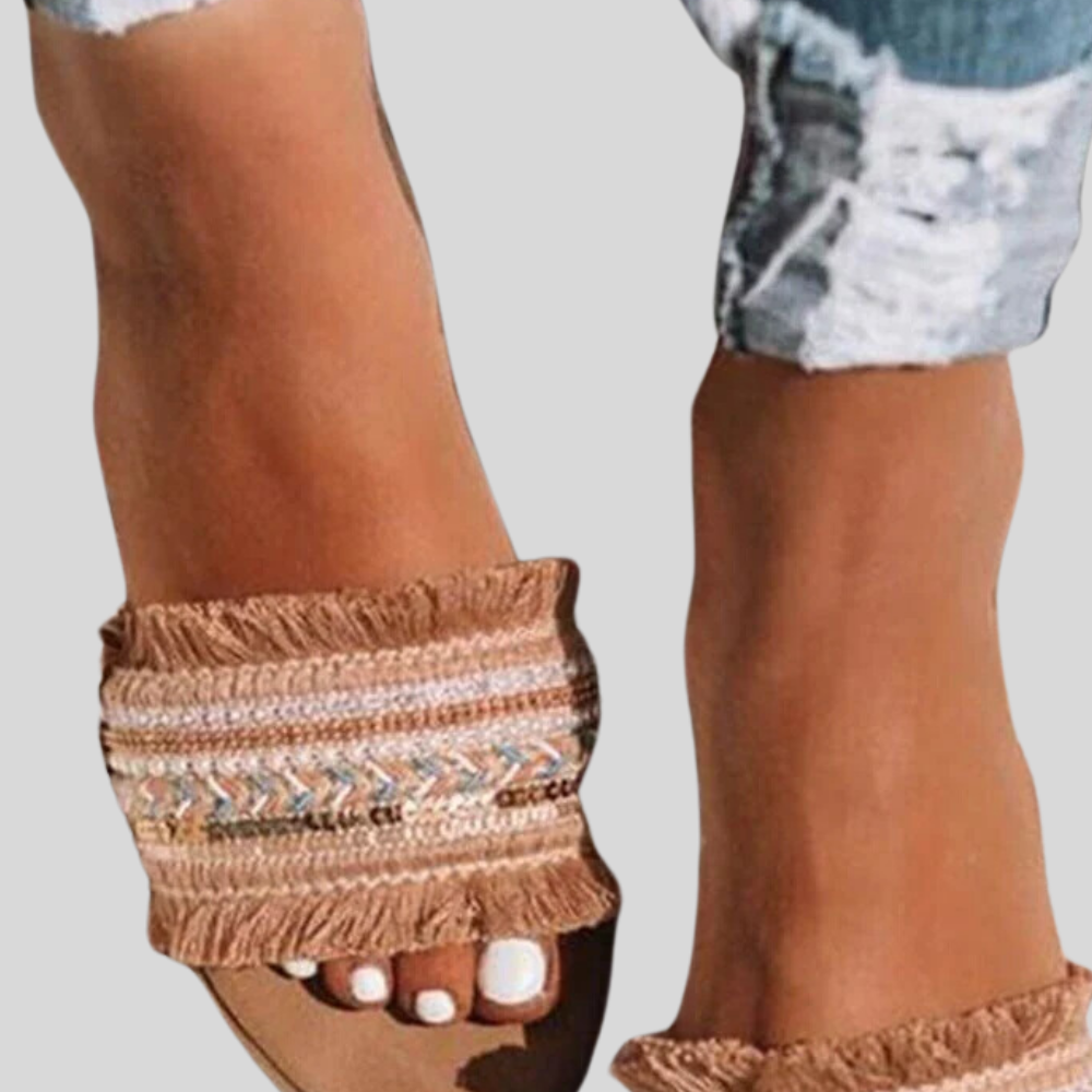 Vidya - Chic and Trendy Slippers for Ultimate Comfort