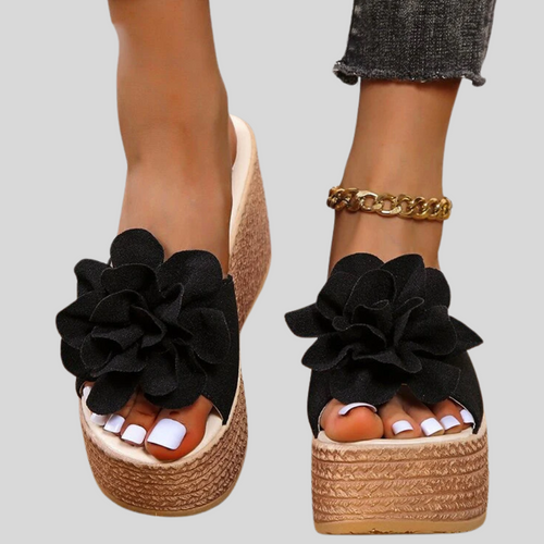 Wida - Stylish and Chic Plateau Sandals for Women