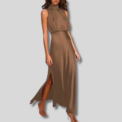Thea - Chic Women's Dress with Stylish Slit