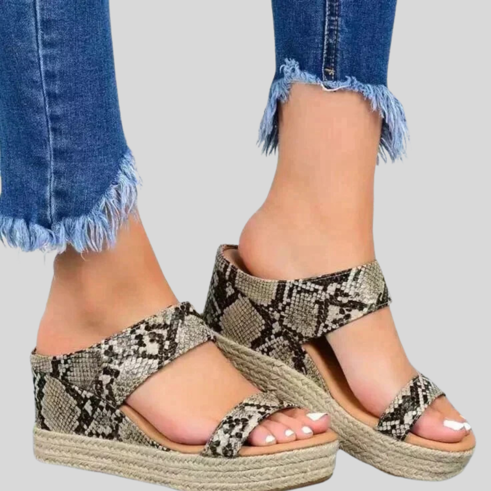 Sierra - Ultimate Comfort Mesh Sandals for Every Adventure