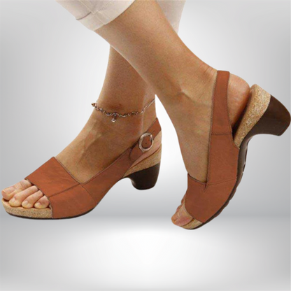 Una - Chic and Stylish Heeled Sandals