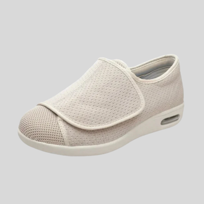 Elin - Ultra-comfortable, secure-fit, extra-wide women's trainers for effortless style