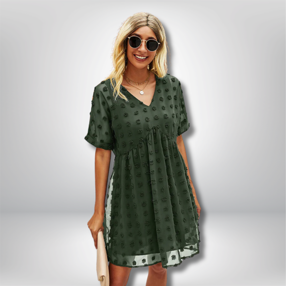 Chic Gracia - Stylish Mini Dress for the Modern Woman