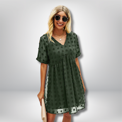 Chic Gracia - Stylish Mini Dress for the Modern Woman