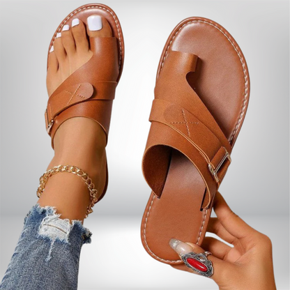 Hayley - Stylish Leather Flip Flops for Ultimate Comfort