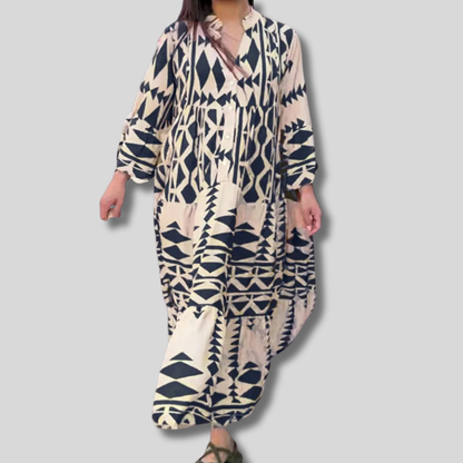 Lana - Women's Stunningly Elegant Maxi Dress with a Relaxed Fit