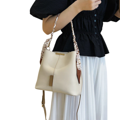 Isolde - Exquisite Green Bucket Bag Featuring Lavish Accents