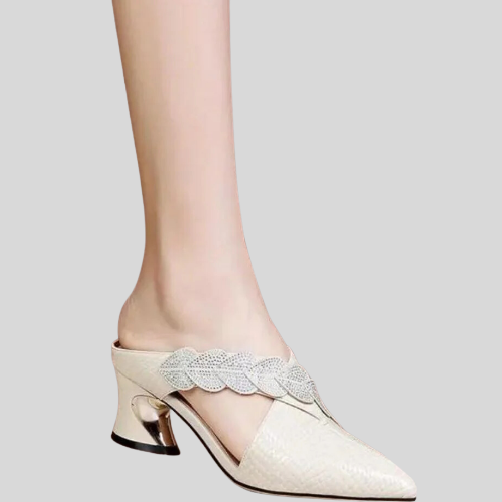 Anella - Elegant Lace Mules with Chic Braided Strap Design