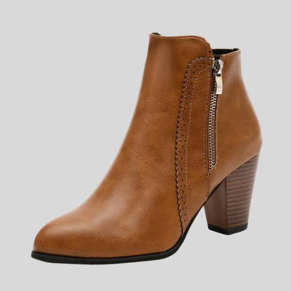 Lotte - Stylish Round-Toe Ankle Boots with a Trendy Chunky Heel