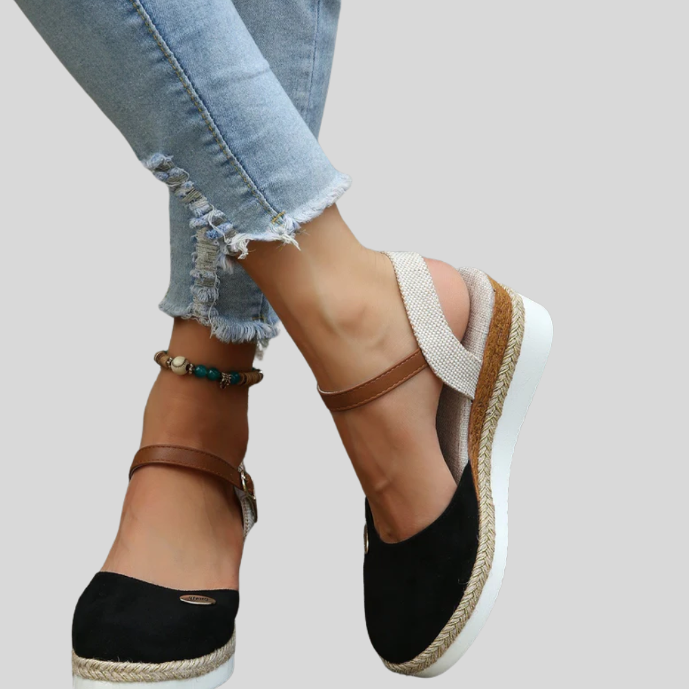 Amara | Chic Ergonomic Espadrilles - Where Comfort Meets Elegance
