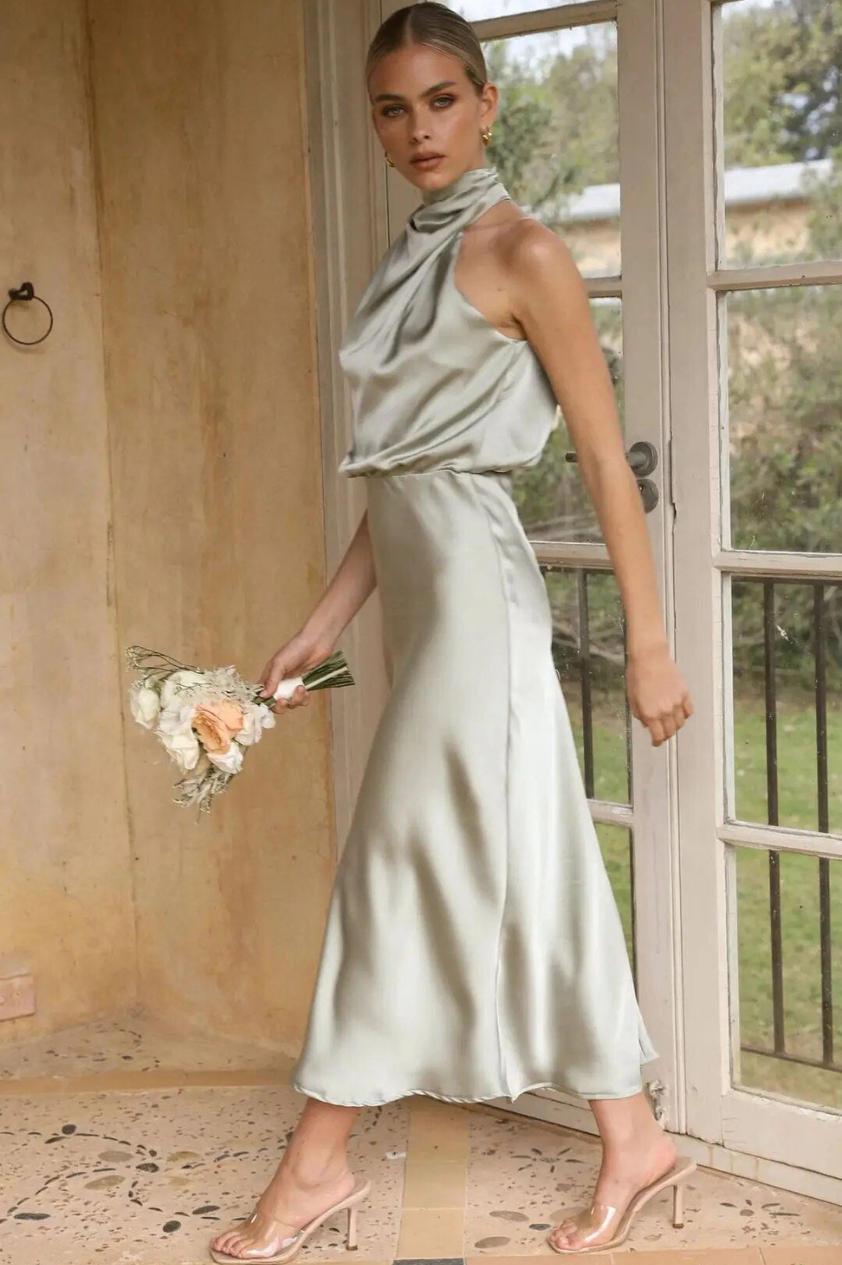 Lisanne | Elegant Women's Maxi Dress with Flattering Elastic Waist and Luxurious Satin Neck Drape