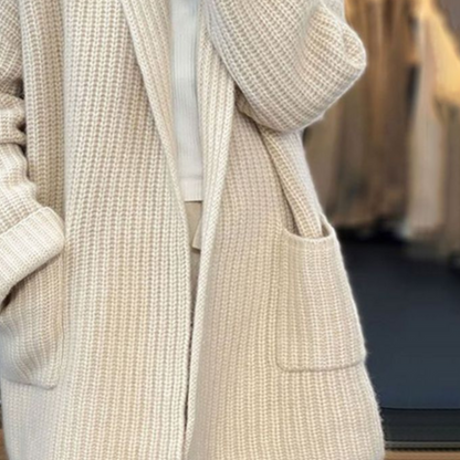 Cozy Elegance: Saskia Knitted Cardigan for Women
