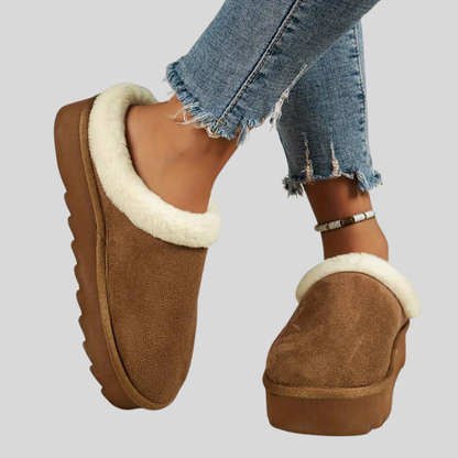 Wiets - Cozy Slippers with a Plush Thick Sole
