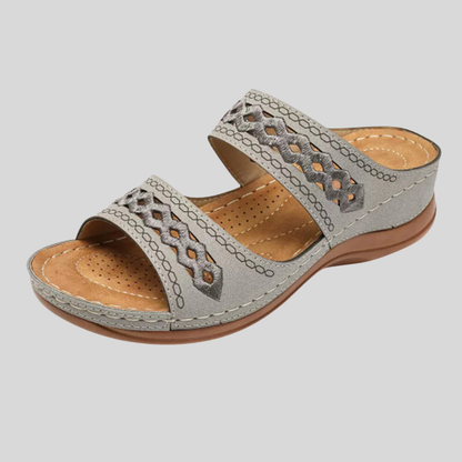 Wallis - Stylish and Comfortable Slip-On Sandals for Women