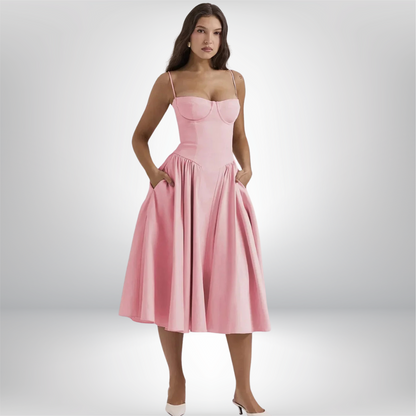 Sade - Chic Sleeveless Elegance Dress