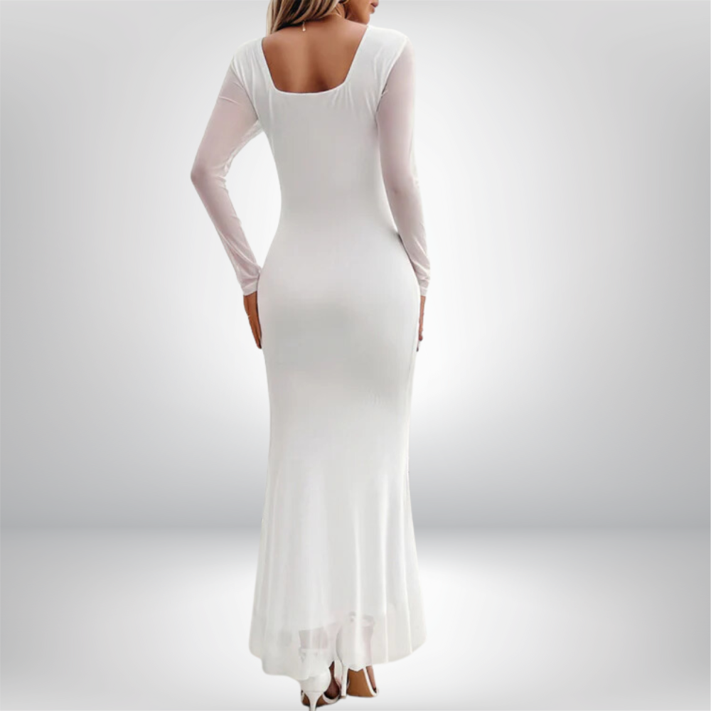 Aira - Elegant V-Neck Maxi Dress with Flattering Ruffle Sleeves