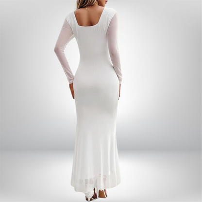 Aira - Elegant V-Neck Maxi Dress with Flattering Ruffle Sleeves