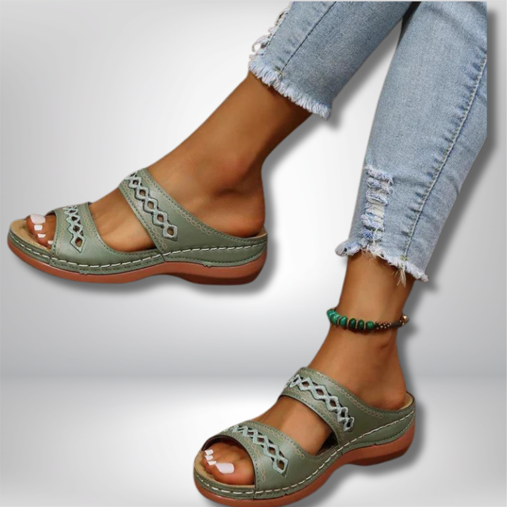 Lucia | Stylish and Chic Sandals