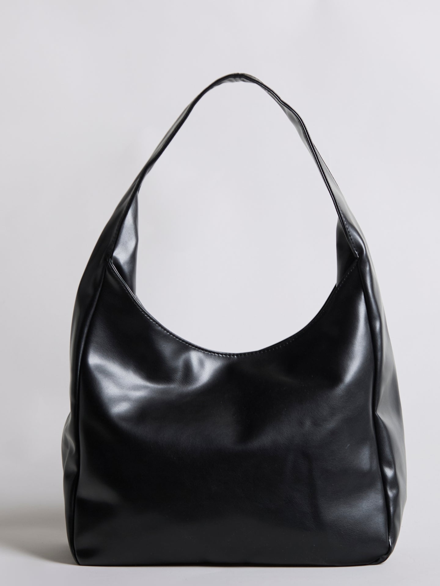 Chic Everyday BB Tote - Stylish Faux Leather Design with Ample Space for Ladies