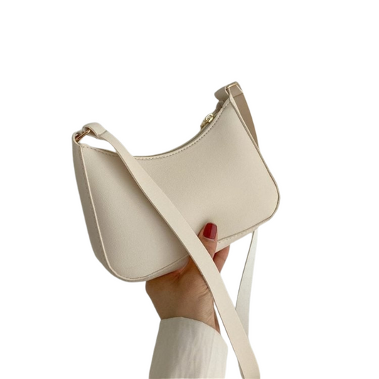 Timeless Charm: Elegant Leather Handbag for the Discerning Shopper