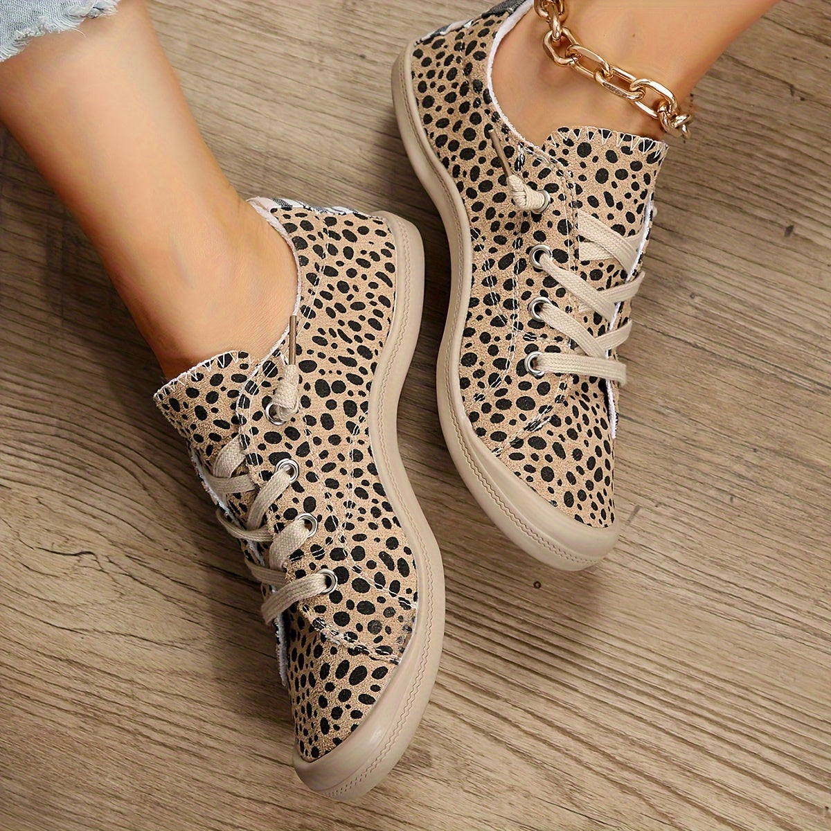 Chic Leopard Print Low-Rise Trainers for Women