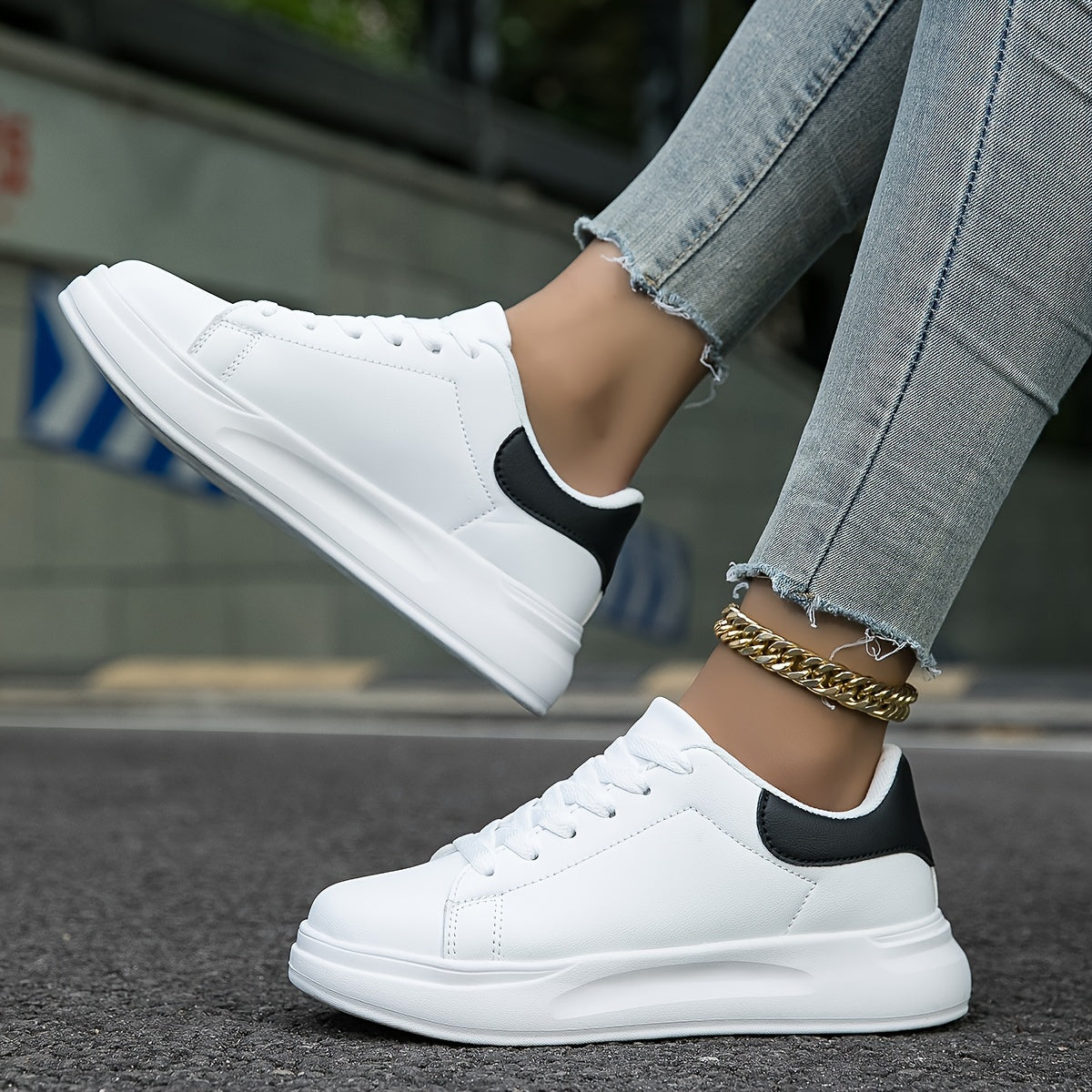 Lyric | Stylish and Cozy Sneakers for All-Day Comfort