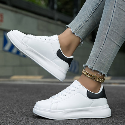 Lyric | Stylish and Cozy Sneakers for All-Day Comfort