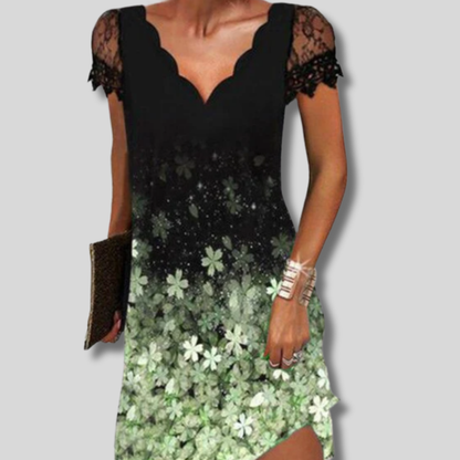 Stunning Dress Adorned with Exquisite Details