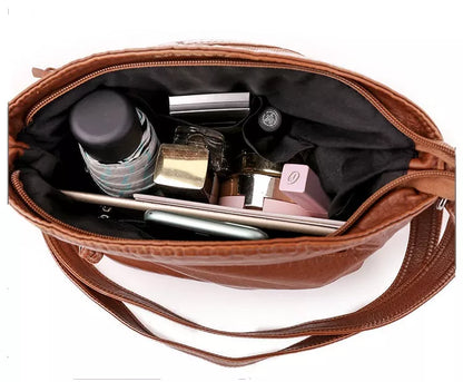 Stylish Leather Crossbody Bag for All Occasions