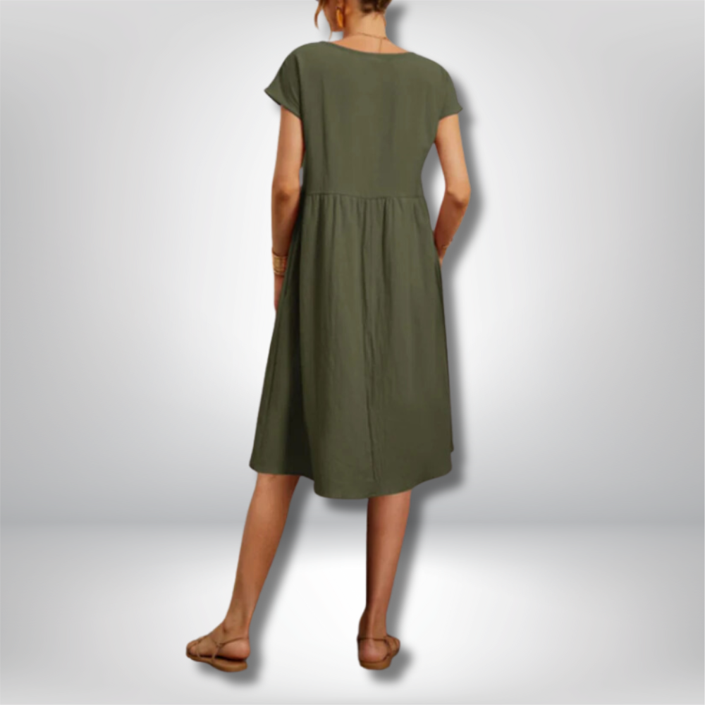 Essi - Chic A-Line Dress with Round Neck and Short Sleeves in Elegant Solid Print