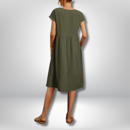 Essi - Chic A-Line Dress with Round Neck and Short Sleeves in Elegant Solid Print