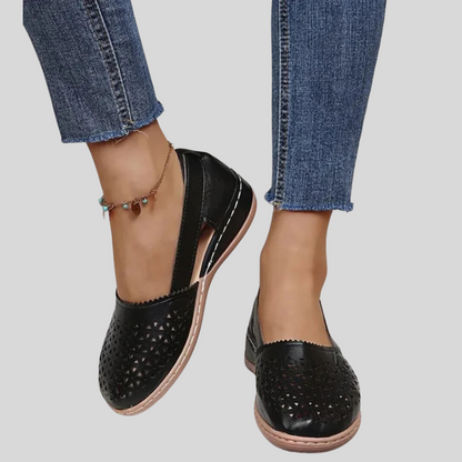 Ainsley - Chic and Cozy Footwear