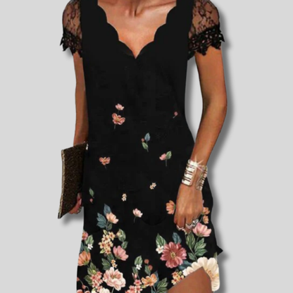 Stunning Dress Adorned with Exquisite Details