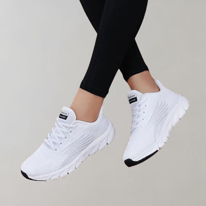 Imelda - Stylish and Cozy Hiking Boots for Your Adventures