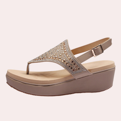 Sparkling Glitter Slippers for Women – Cozy Soft Sole, Sturdy Straps, Stylish Versatility – Perfect for Summer Adventures and Everyday Comfort, Offered in a Variety of Colors