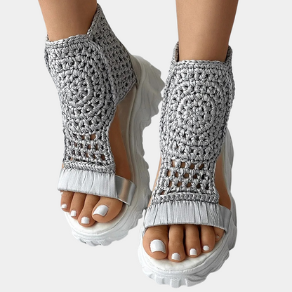 Chic Women’s Braided Wedge Sandals – Comfortable Knitted Elastic Upper with Trendy Geometric Design – Perfect for Summer Adventures and Everyday Casual Looks, Offered in Various Colors