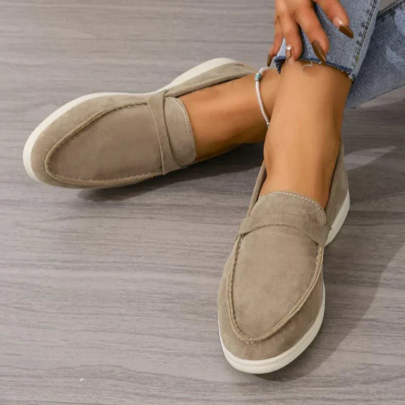 Chelsea - Stylish Slip-On Loafers for Women