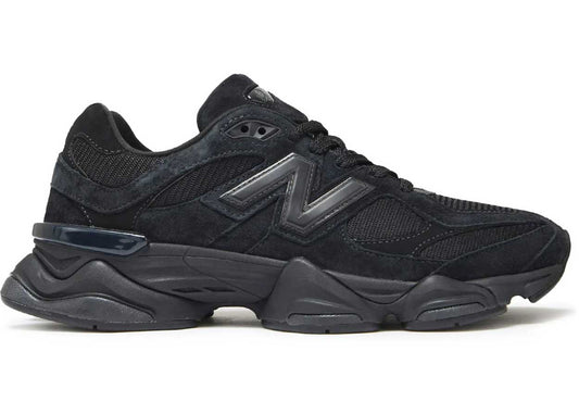 ShadowForm® – All-Black Sculpted Mesh Sneaker