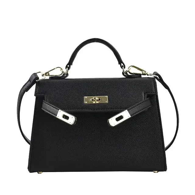 Chic Shoulder Bag for Women in Trendy Crossbody and Kelly Style