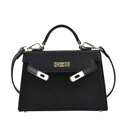 Chic Shoulder Bag for Women in Trendy Crossbody and Kelly Style