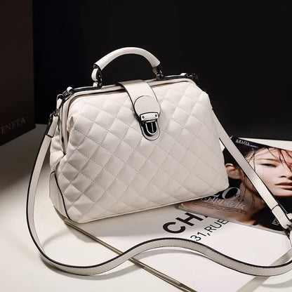 Elegant Handbag with Chic Metal Clasp