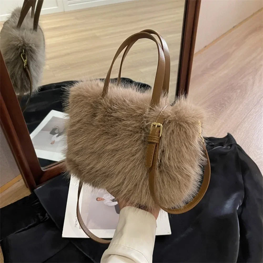 Chic Faux Fur Tote Bag for Stylish Carrying