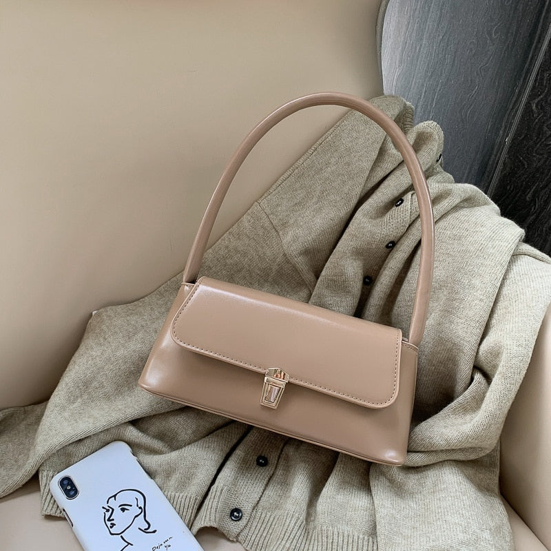 Chic Western-Style Handbag for Women